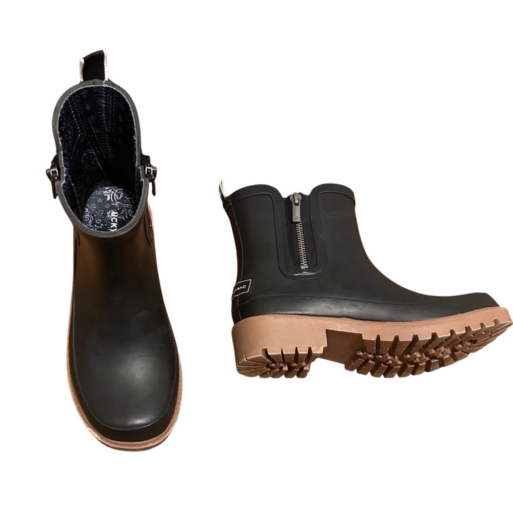 Lucky Brand Reinina Rain boots lugg sole 7 short bootie black goth Gorpcore prep